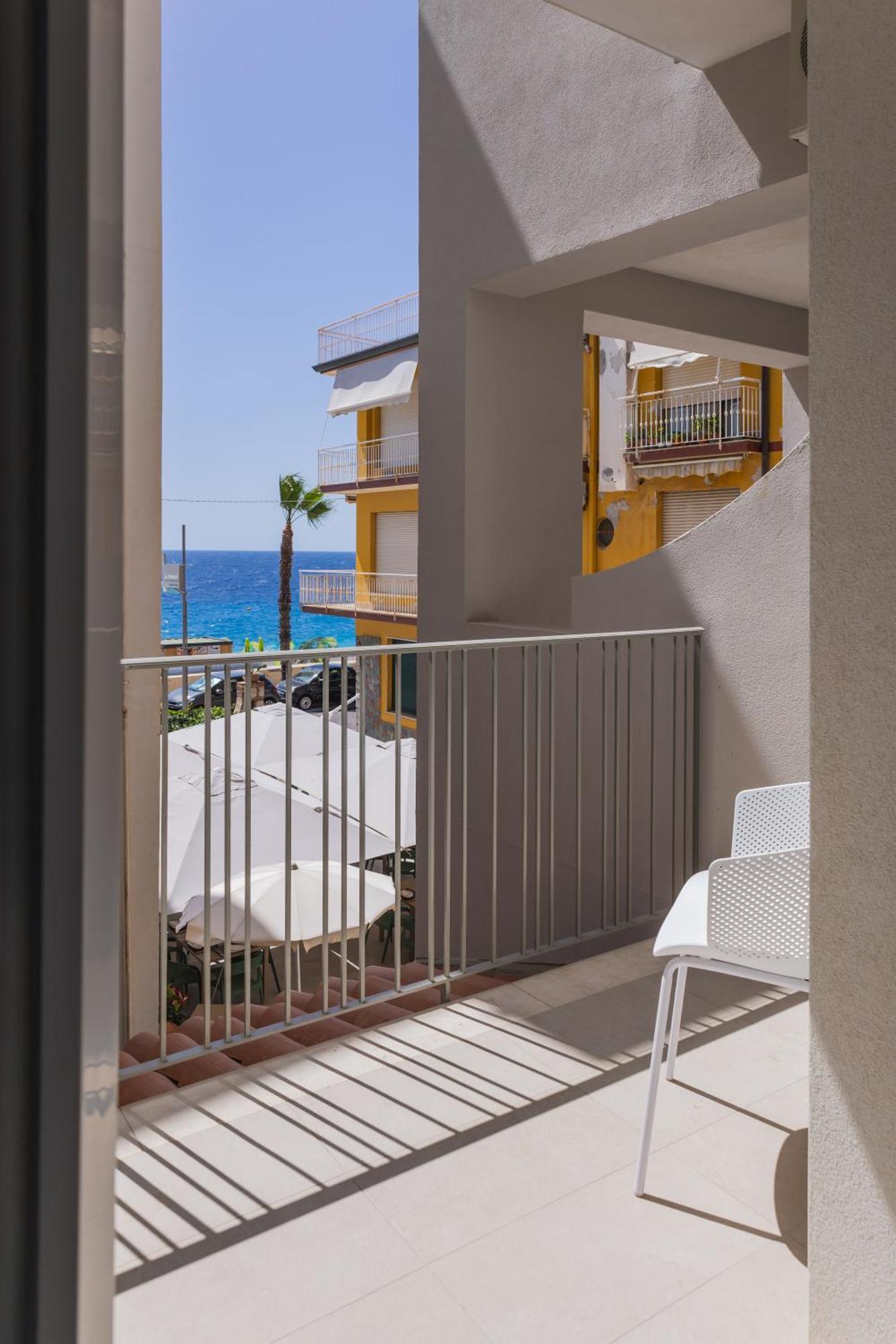 Atena Room Letojanni Exteriér fotografie