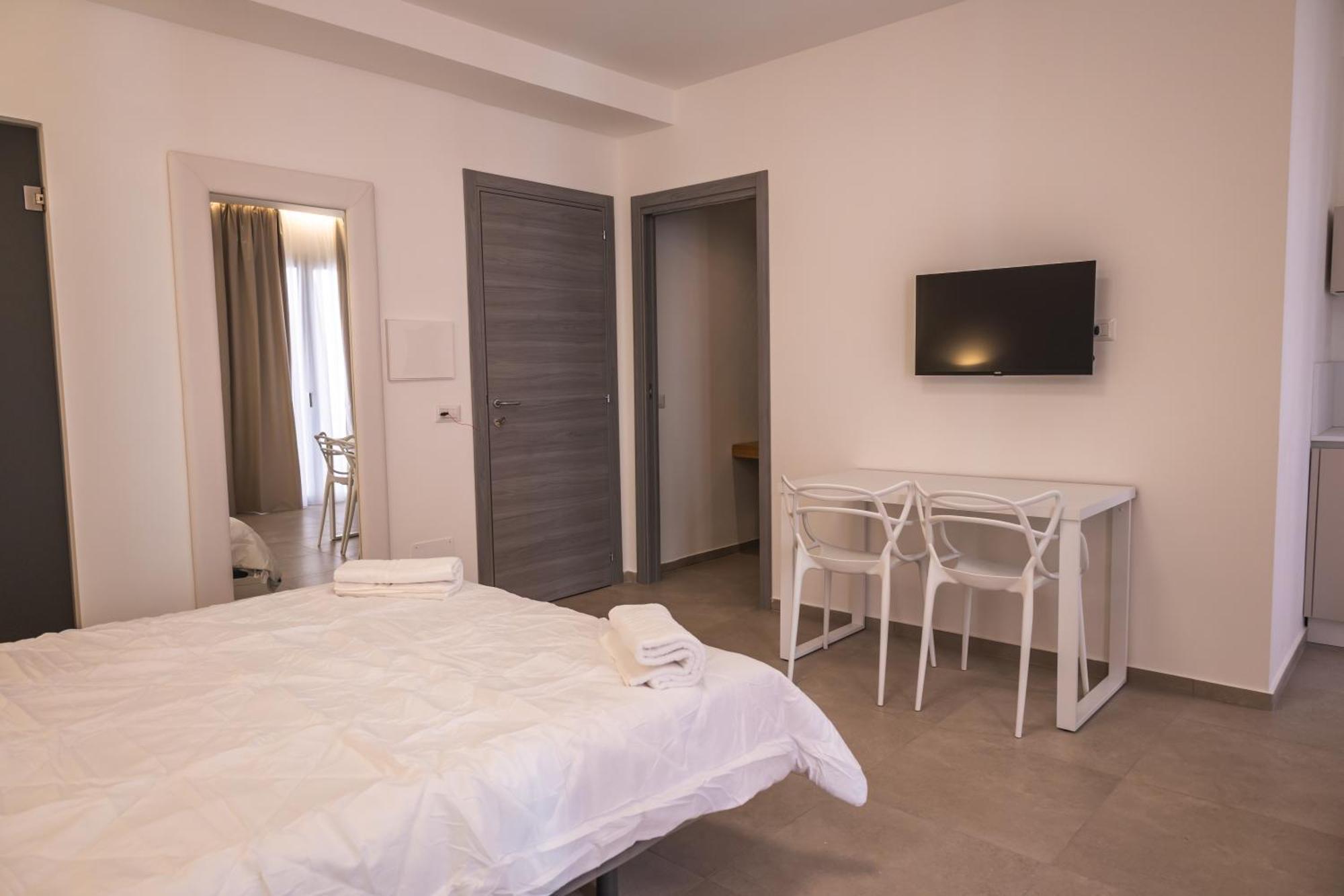 Atena Room Letojanni Exteriér fotografie